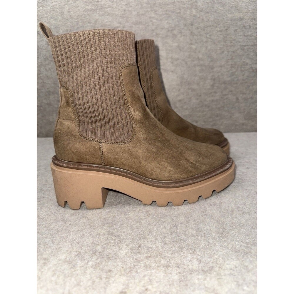 Universal Thread Women’s Size 8 Chunky Platform Boots Zip